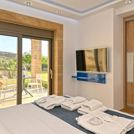Larimar Luxury Sea View Villa 키사모스 외부 사진