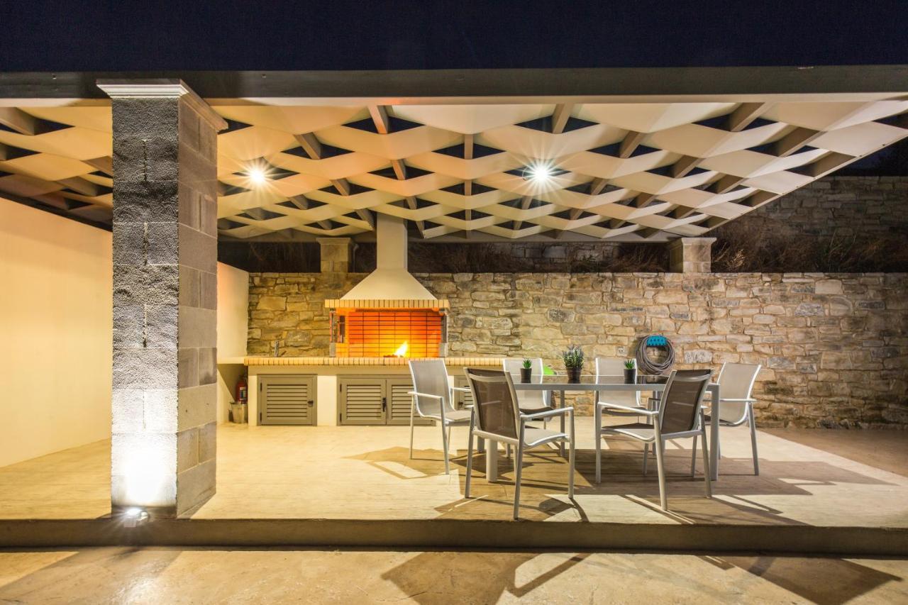 Larimar Luxury Sea View Villa 키사모스 외부 사진