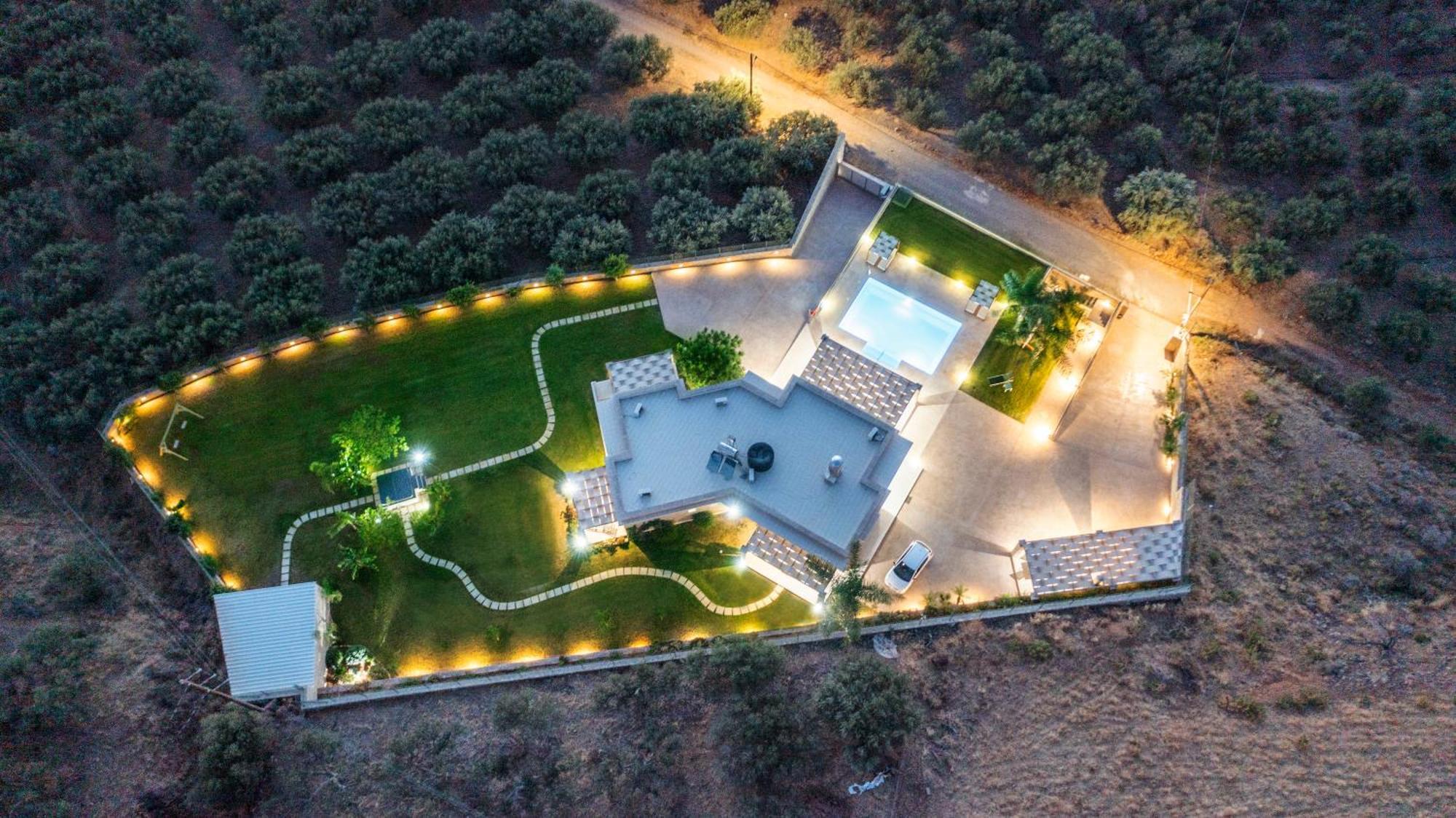 Larimar Luxury Sea View Villa 키사모스 외부 사진